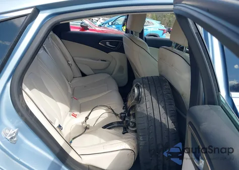 2015 Chrysler 200 C из США, поврежденный, VIN 1C3CCCCB0FN631849